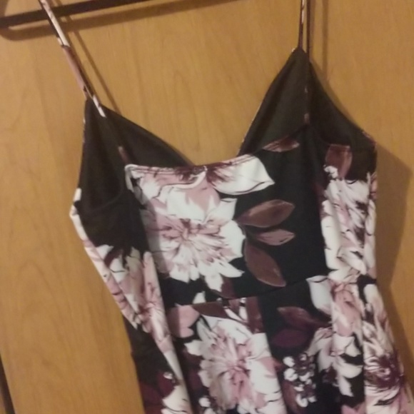 Mini dress - Picture 3 of 3